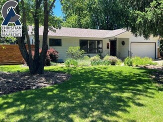 2819 Illinois Ln, Manhattan, KS 66502