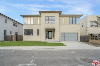 11848 Hillsborough Ln, Los Angeles, CA 91326
