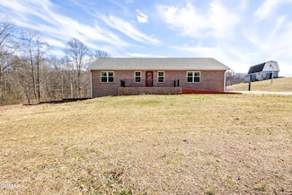 1208 Dutch Valley Rd, Clinton, TN 37716