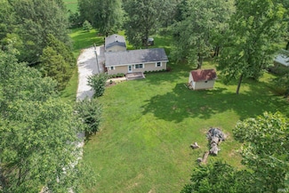 899 E County Road 1500 N, Gentryville, IN 47537