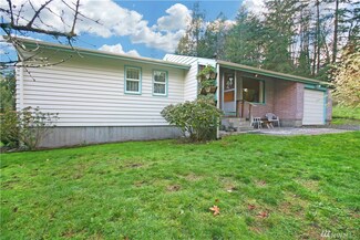 2424 NE Helm St, Bremerton, WA 98310