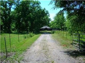 1165 Hunter Loop Rd, Montgomery, AL 36108
