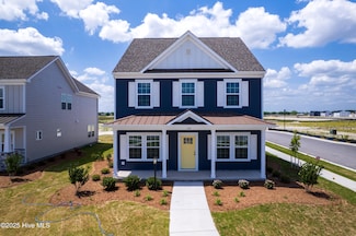 309 Iris Cir, Moyock, NC 27958