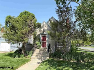 2401 Avenue D, Scottsbluff, NE 69361