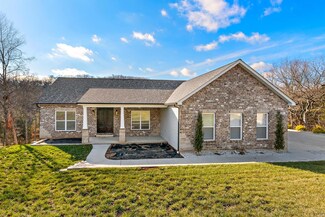 3526 Red Oak Dr, Imperial, MO 63052
