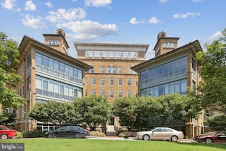 2425 L St NW Unit 210, Washington, DC 20037