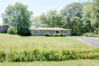 2429 S File Dr, Decatur, IL 62521