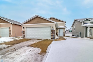 6132 61st Ave S, Fargo, ND 58104