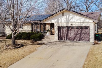 3800 Woodbine Ln N, Minneapolis, MN 55429
