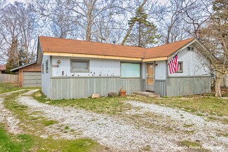 10426 W Illinois Ave, Beach Park, IL 60099