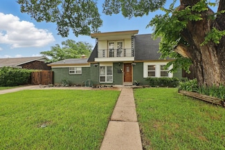 8422 Capriola Ln, Dallas, TX 75228