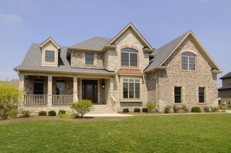 4720 Sassafras Ln, Naperville, IL 60564