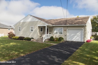 20 New St, Amsterdam, NY 12010