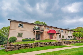 5301 Brody Dr Unit 202, Madison, WI 53705