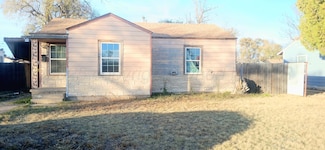 804 NE 2nd St, Dumas, TX 79029