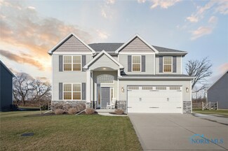 7530 Shoemaker Dr, Waterville, OH 43566