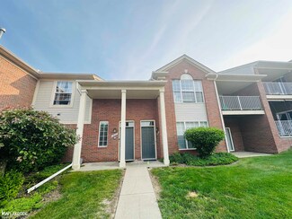 1922 Flagstone Cir Unit 89, Rochester, MI 48307