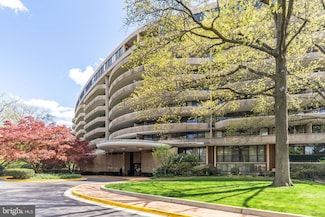 4200 Massachusetts Ave NW Unit 106, Washington, DC 20016