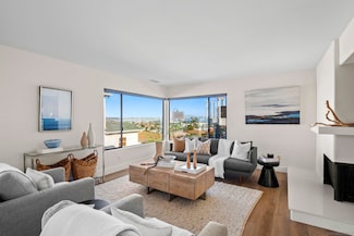 1307 Clove St, San Diego, CA 92106