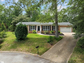12 Burlwood Ct, Taylors, SC 29687