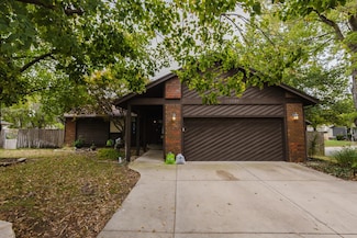 1301 E Pinion Rd, Derby, KS 67037