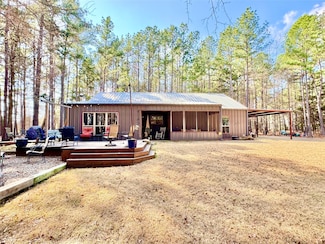 5681 An County Road 153, Palestine, TX 75801