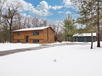 2504 N Waconia Cir NE, Bethel, MN 55005