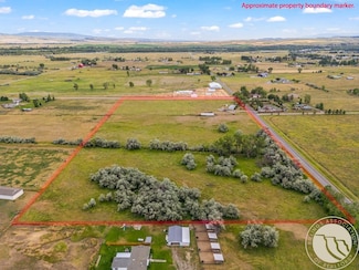 2307 Sportsman Park Rd, Laurel, MT 59044