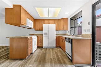 1102 San Juan St Unit B, Tustin, CA 92780