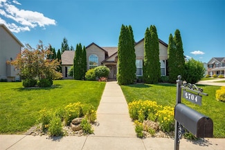 2704 Lauren Lake Dr, Belleville, IL 62221