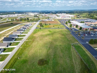 3 Cook Rd, Crossville, TN 38555