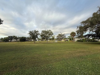 5418 San Luis Dr, North Fort Myers, FL 33903