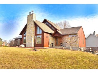19174 Hampton Dr, Lawrenceburg, IN 47025