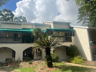 310 Westlake Ct Unit 310, Niceville, FL 32578