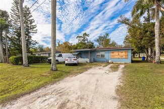 702 Prospect Ave, Fort Myers, FL 33905