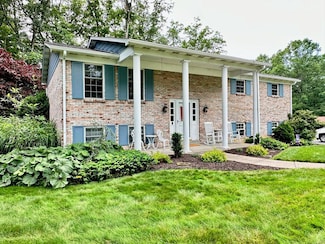 800 Overlook Dr, Beckley, WV 25801