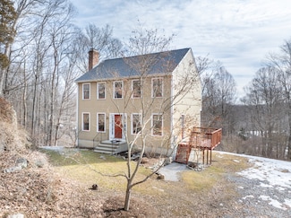 9 Fife Ct, Ivoryton, CT 06442