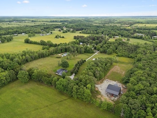 285 Henderson Rd, Hohenwald, TN 38462