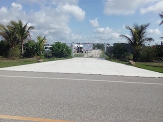 102 Harness Rd, Placida, FL 33946