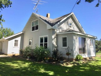 6008 County Road D, South Wayne, WI 53587