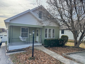 1060 Market St, Sainte Genevieve, MO 63670