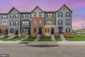 1210 Rampart Dr, Fredericksburg, VA 22401