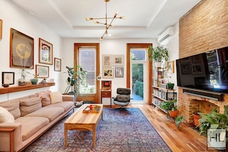 272 Putnam Ave Unit A, Brooklyn, NY 11216