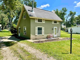 6656 N 3rd Trail, North Webster, IN 46555