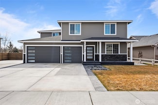 512 Bluff Dr W, Moses Lake, WA 98837