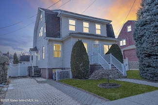 64 Garretson Ave, Staten Island, NY 10304