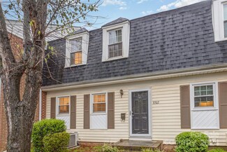 8302 Knights Bridge Rd, Charlotte, NC 28210