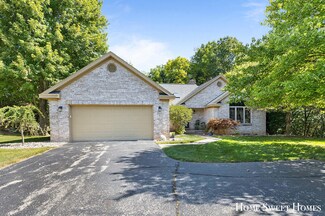 2202 Burton Pointe Blvd SE Unit 24, Grand Rapids, MI 49546
