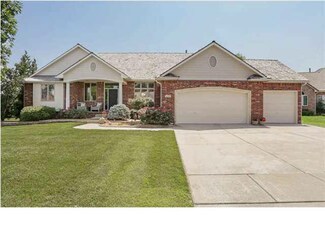 8638 W Meadow Pass Ct, Wichita, KS 67205