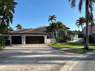 320 Windmill Palm Ave, Plantation, FL 33324